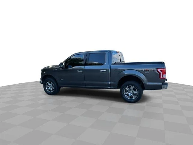 Used 2016 Gray Ford XLT image 6