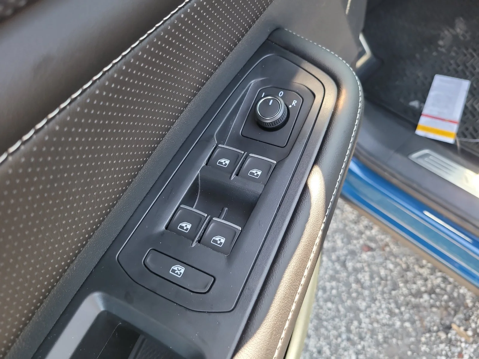 New 2026 Mountain  Lake Blue Metallic Volkswagen 2.0T SEL R-Line Black image 18