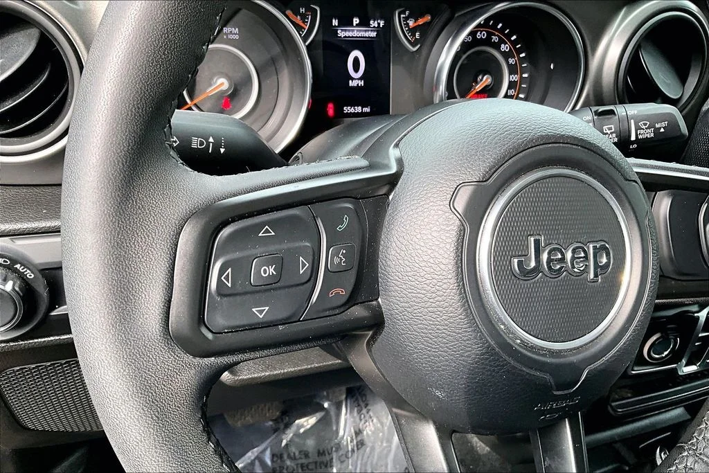 Used 2023 Black Jeep Sport S image 11