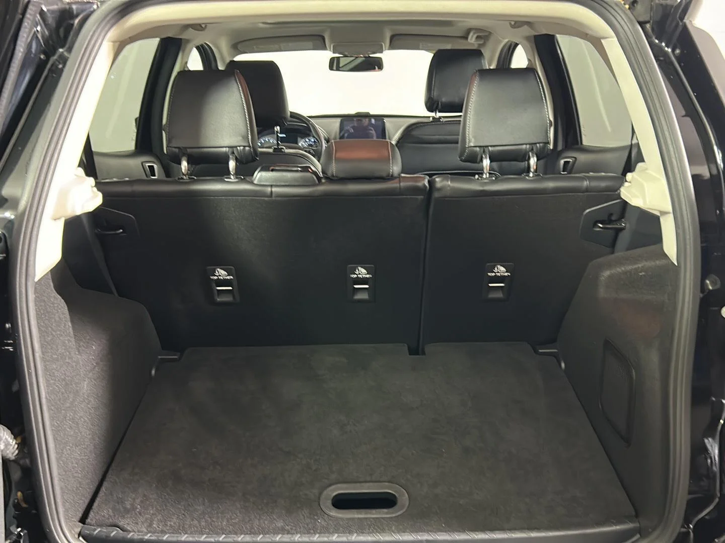 Used 2022 Shadow Black Ford Titanium image 9