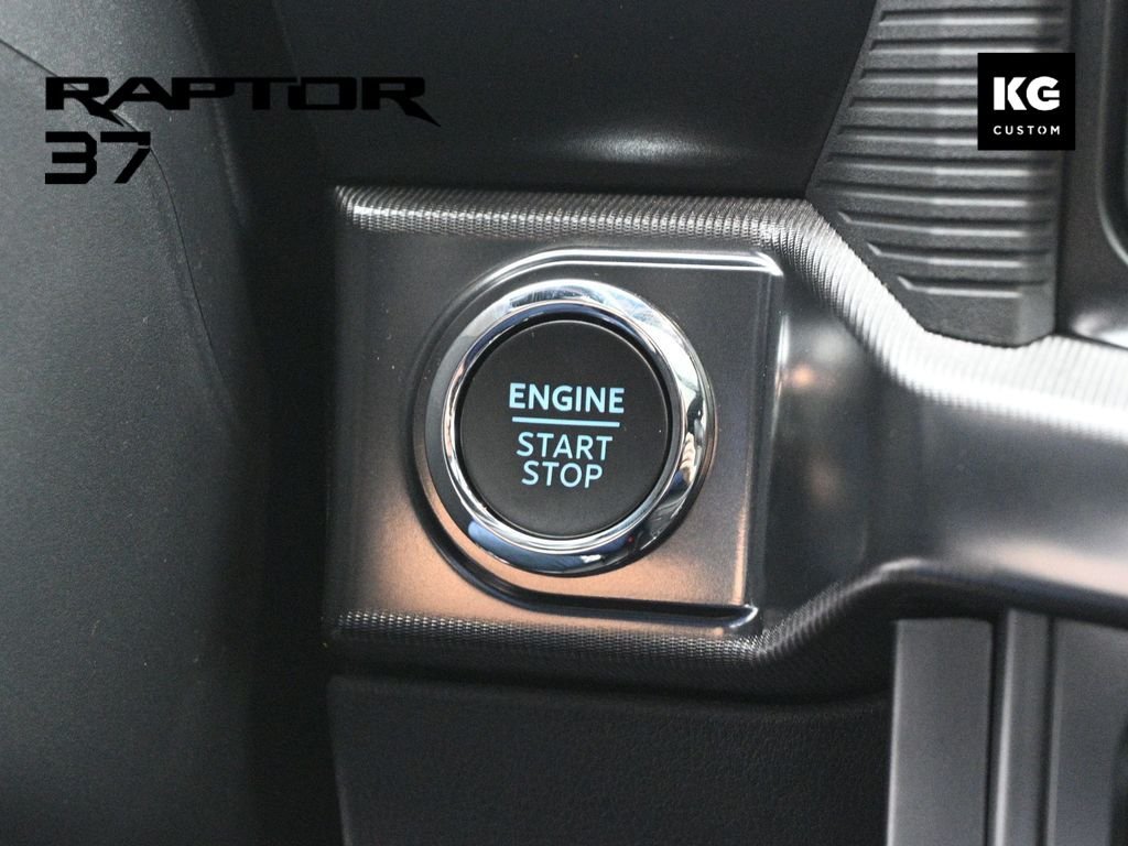 Used 2025 White Ford Raptor image 13
