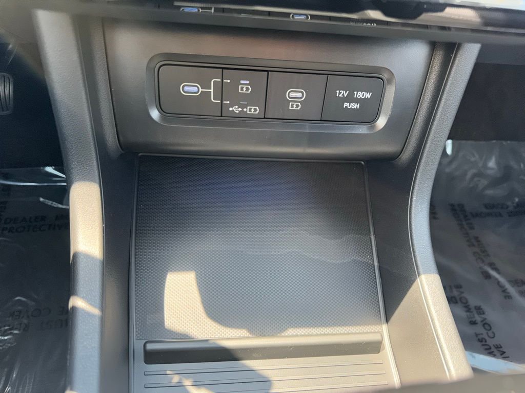 2025 Hyundai Tucson Limited - Photo 15