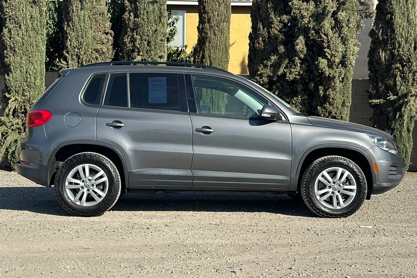 Used 2017 Pepper Gray Metallic Volkswagen S image 2