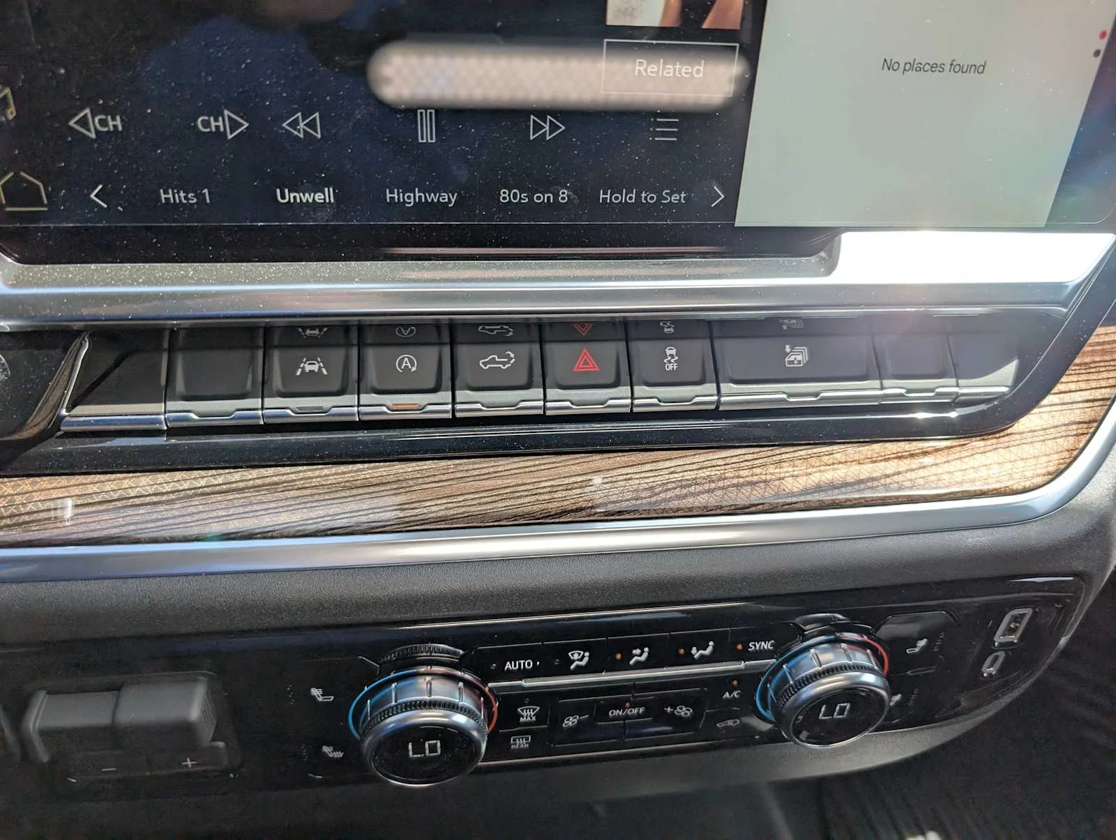 New 2026 Sterling Metallic GMC Elevation image 28
