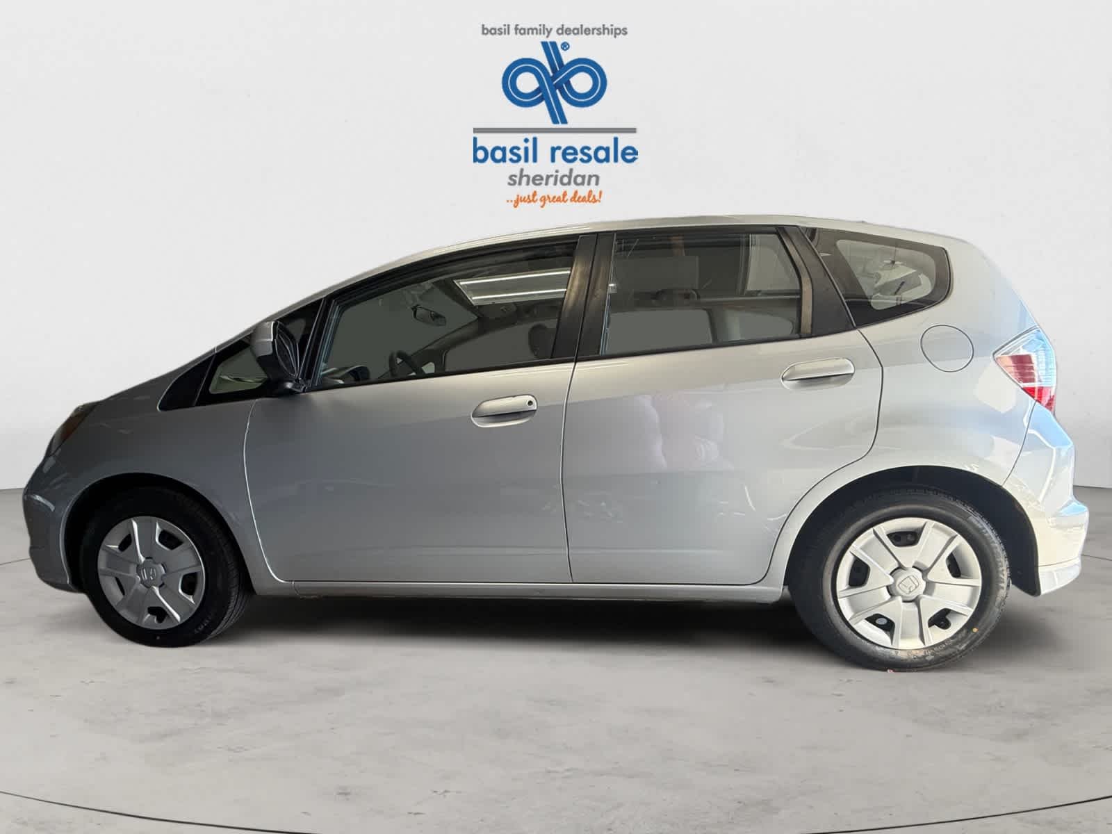 Used 2013 Taffeta White Honda  image 3