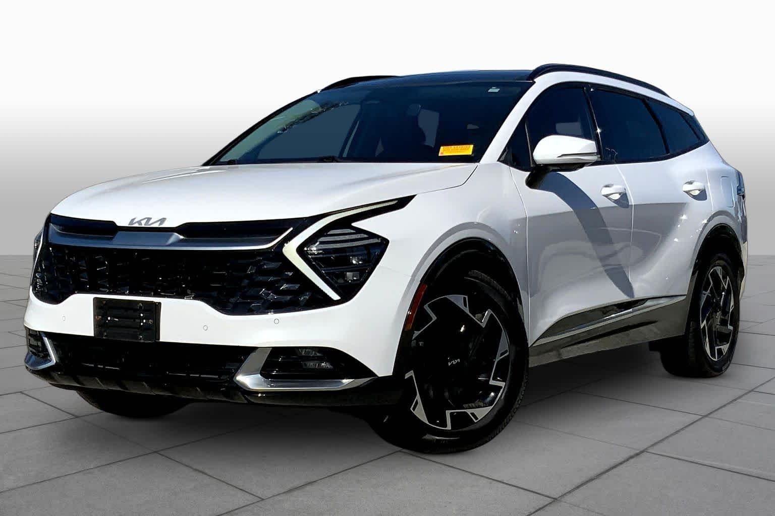 Used 2023 Glacial White Pearl Kia SX-Prestige image 2