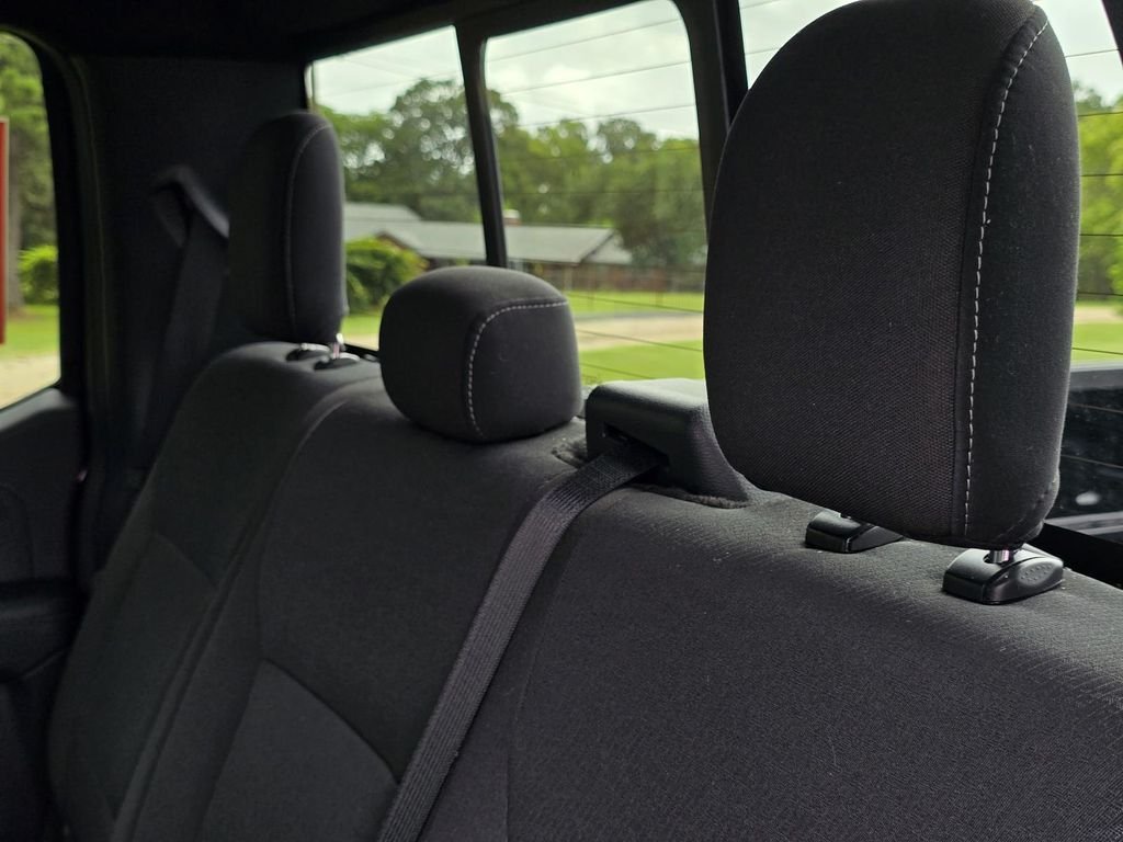 Used 2024 Agate Black Metallic Ford XLT image 30