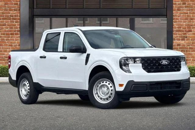 New 2026 Oxford White Ford XL image 2