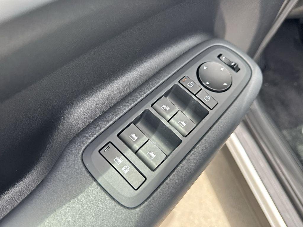2026 Hyundai Santa Fe SE - Photo 15