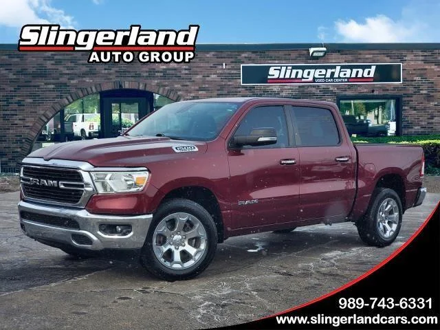2020 RAM 1500 Big Horn/Lone Star 4x4 Crew Cab 5'7's photo