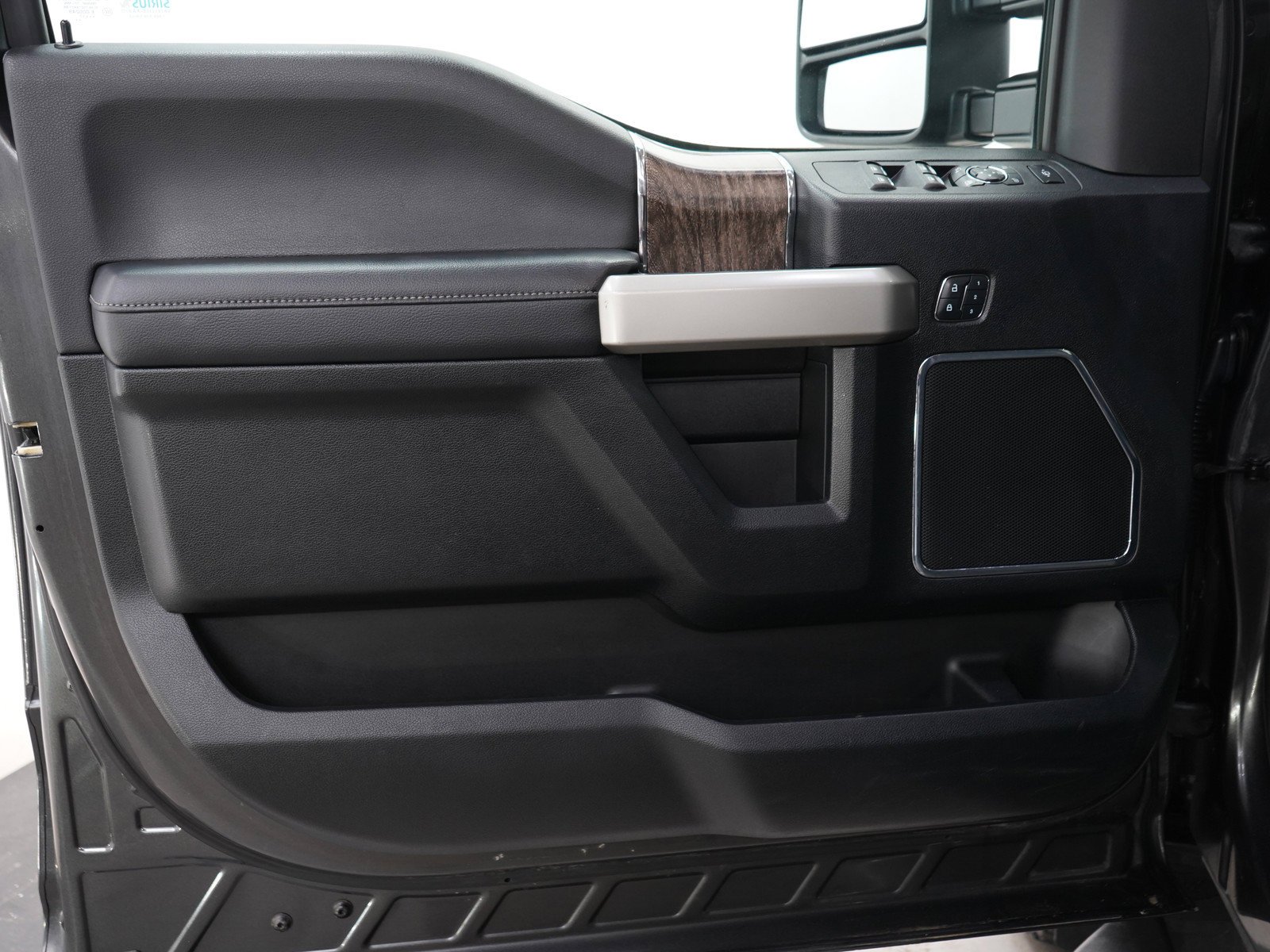 Used 2017 Black Ford Lariat image 21