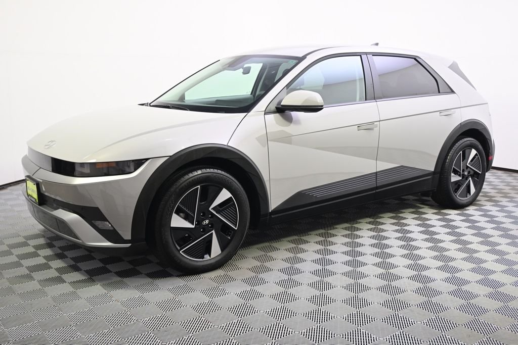 Certified 2025 Hyundai IONIQ 5 SE with VIN 7YAKMDDC9SY037442 for sale in St. Louis Park, MN