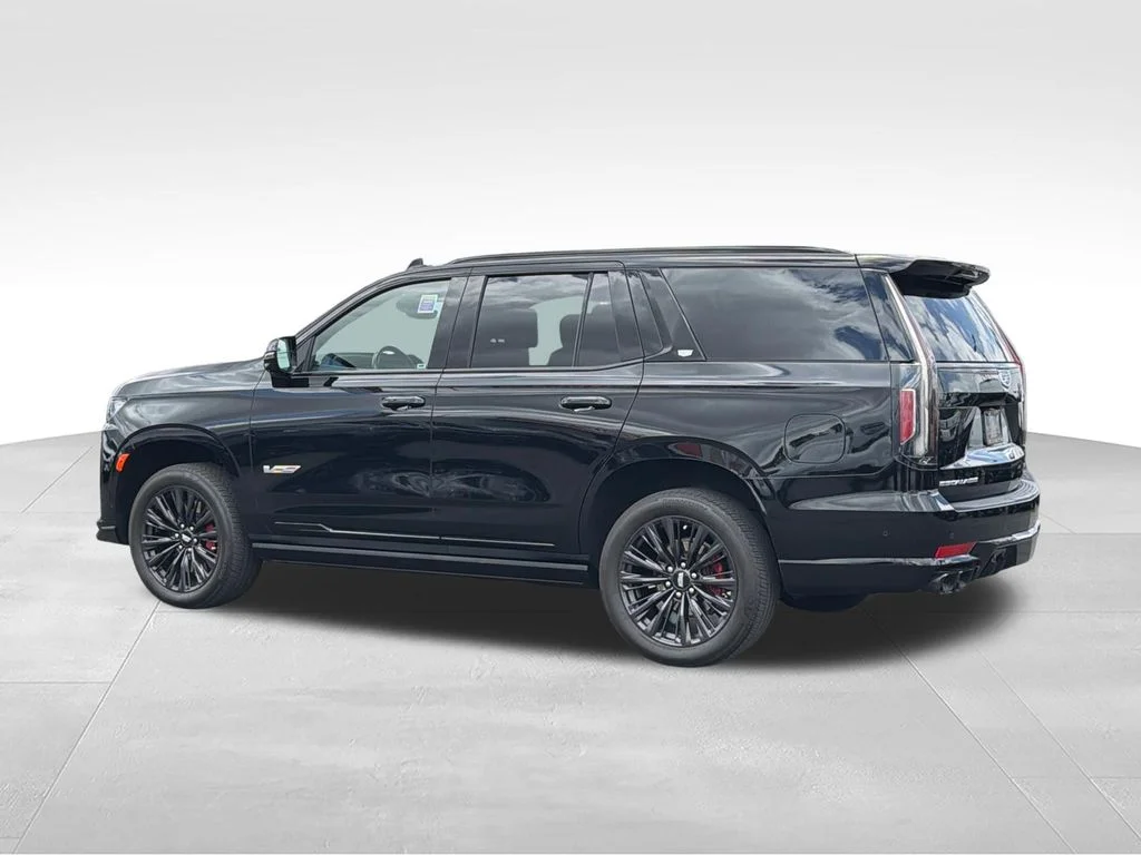 Used 2024 Black Cadillac V-Series image 5