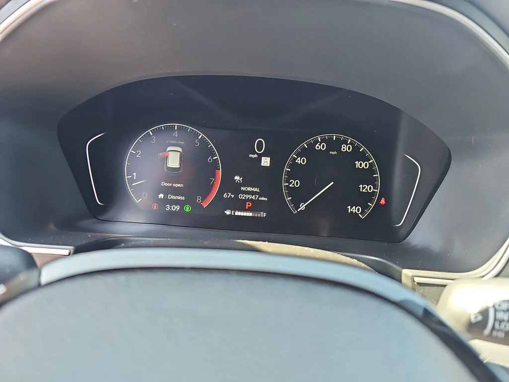 Used 2023  Honda Touring image 19