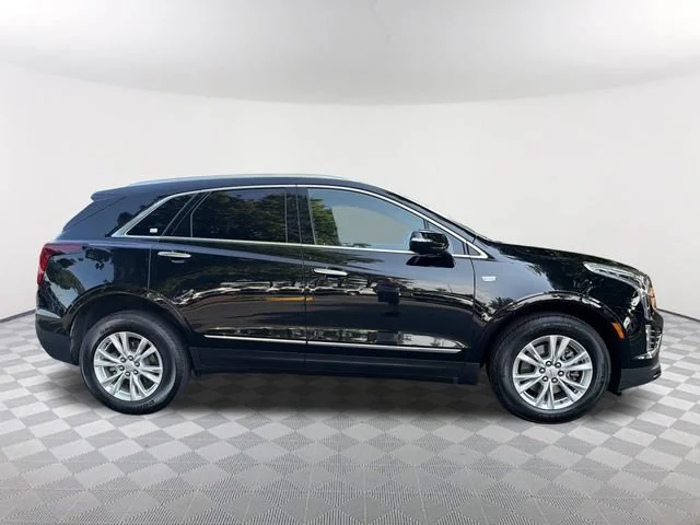 Used 2023 Stellar Black Metallic Cadillac Luxury image 4