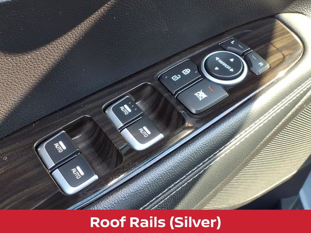 Used 2020 Gravity Grey Kia LX w/convenience pkg & 3rd row seat image 26