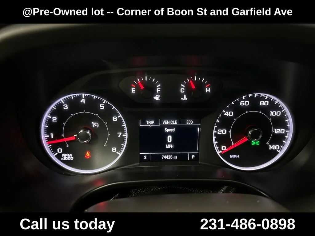 Used 2019 White GMC SLE-2 image 23