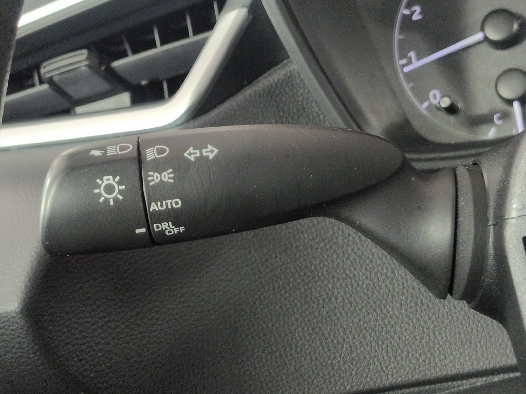 2024 Toyota Corolla LE - Photo 38
