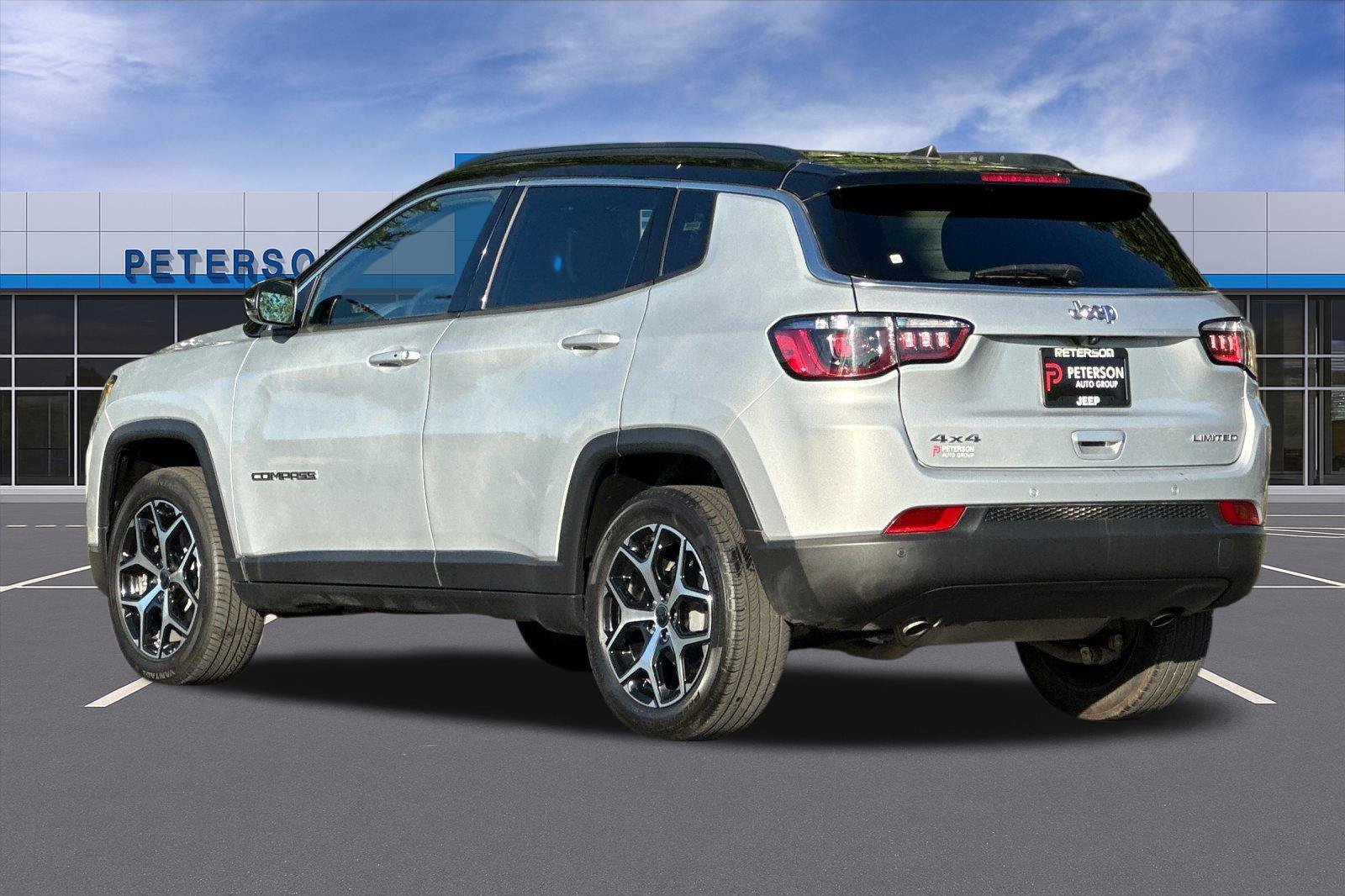 Used 2025 Silver Jeep Limited image 6