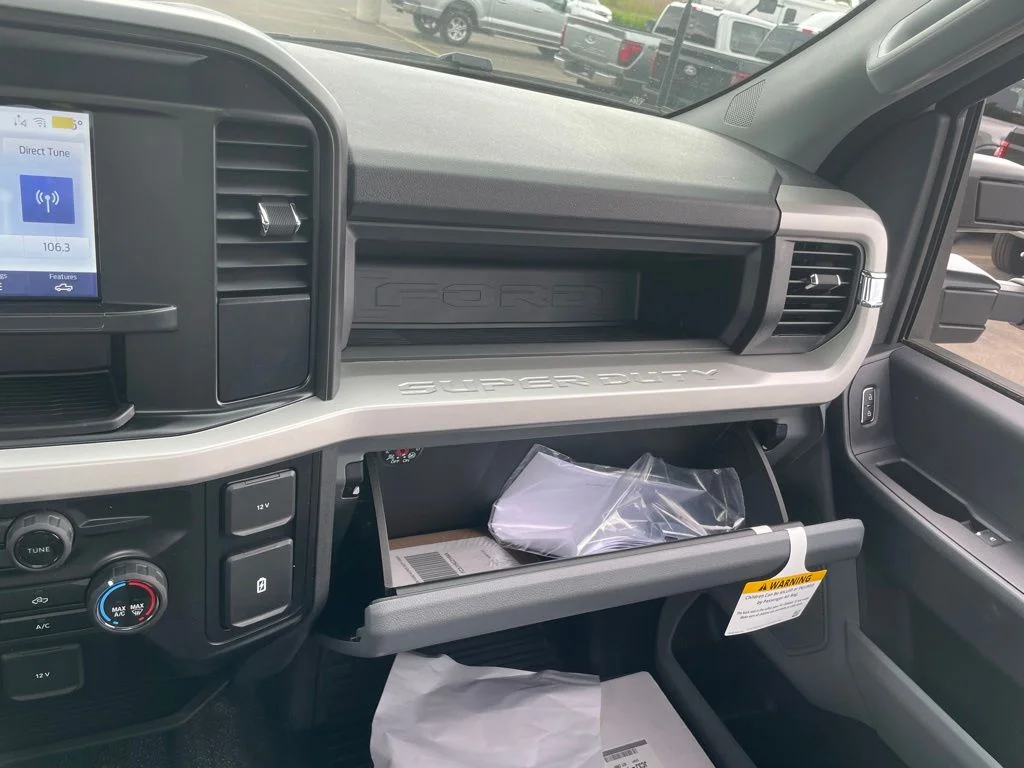 New 2026 Oxford White Ford F-600® XL image 22