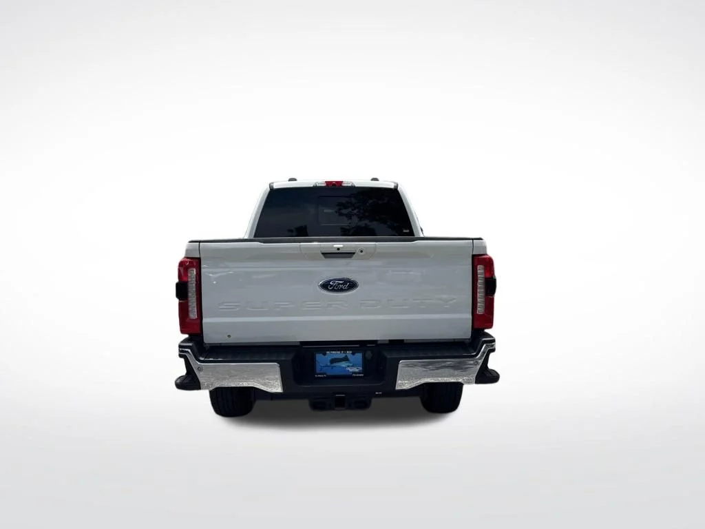 Used 2024 White Metallic Ford Lariat image 7