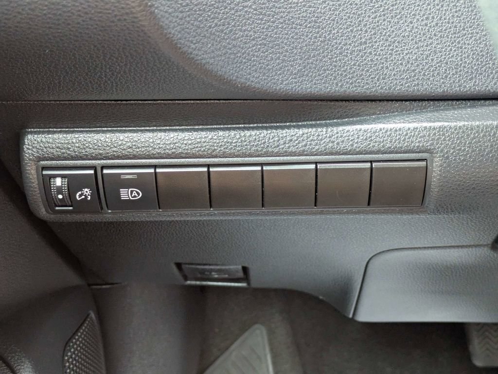Used 2023 White Toyota LE image 23