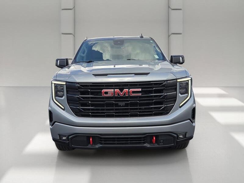 Used 2023 Sterling Metallic GMC 4WD CREW CAB 147" ELEVATION W/3SB image 8