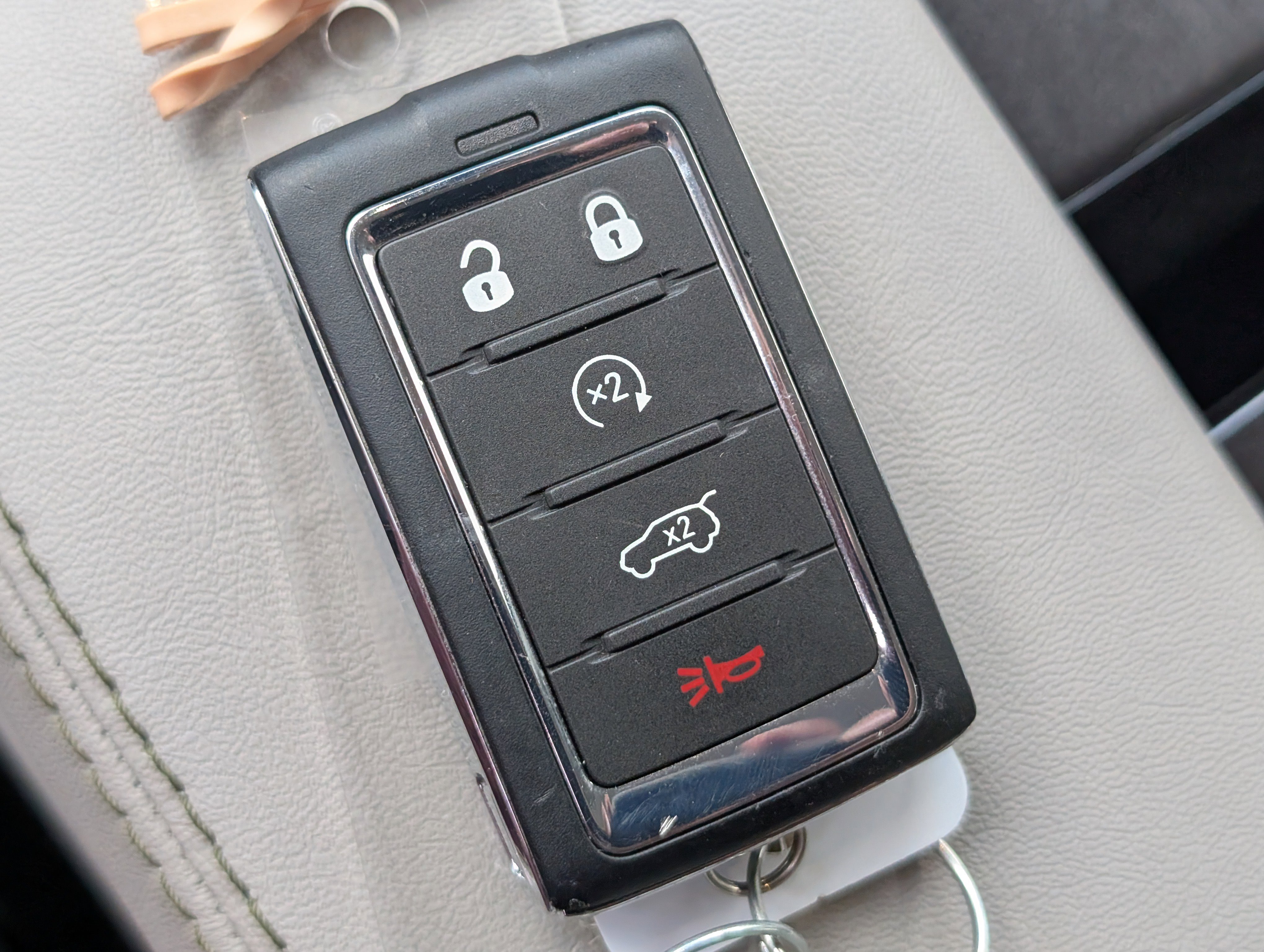 Used 2024 Silver Zynith Jeep  image 32