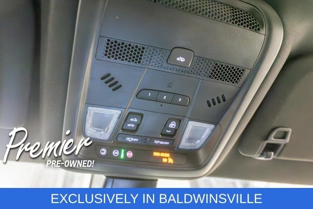 Used 2025  Cadillac Sport image 34