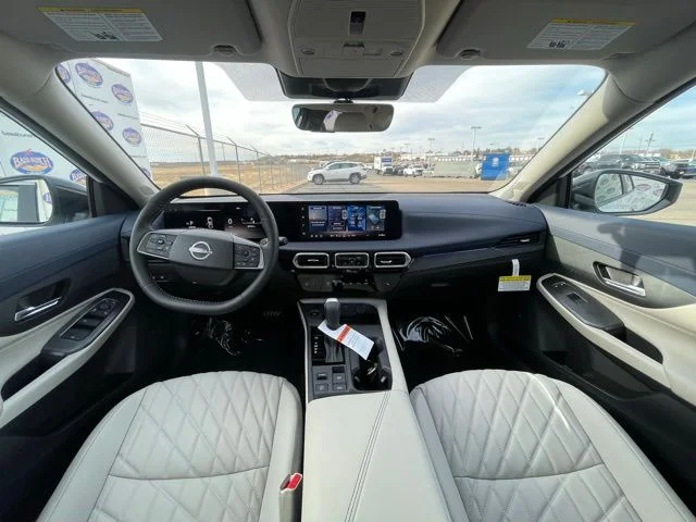 2026 Nissan Sentra SL - Photo 9
