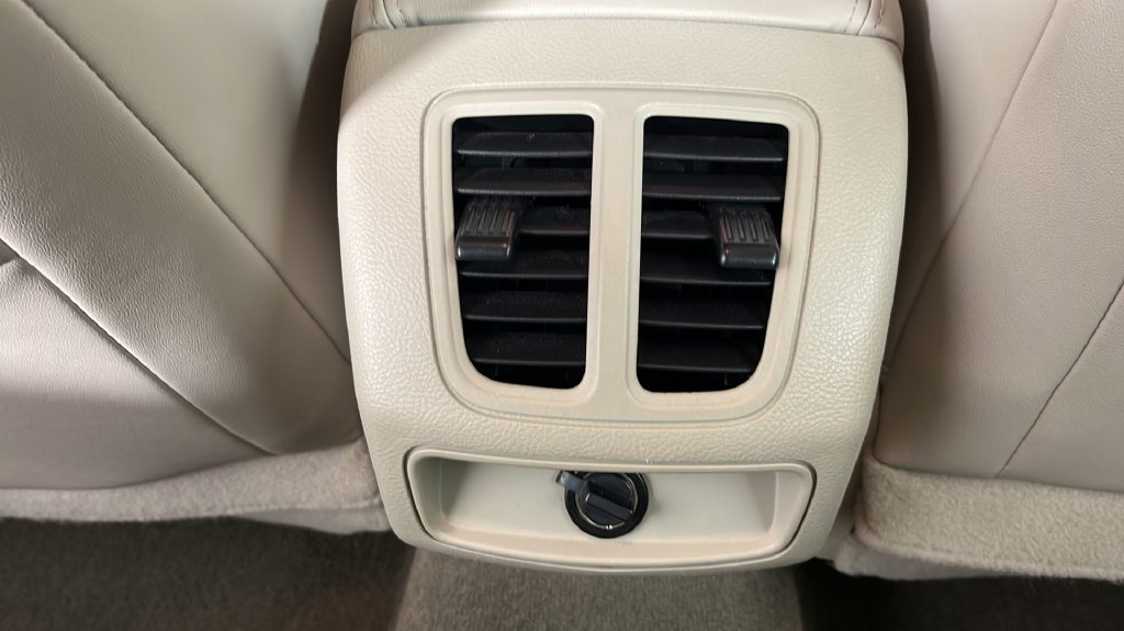 2012 Ford Taurus SEL - Photo 26