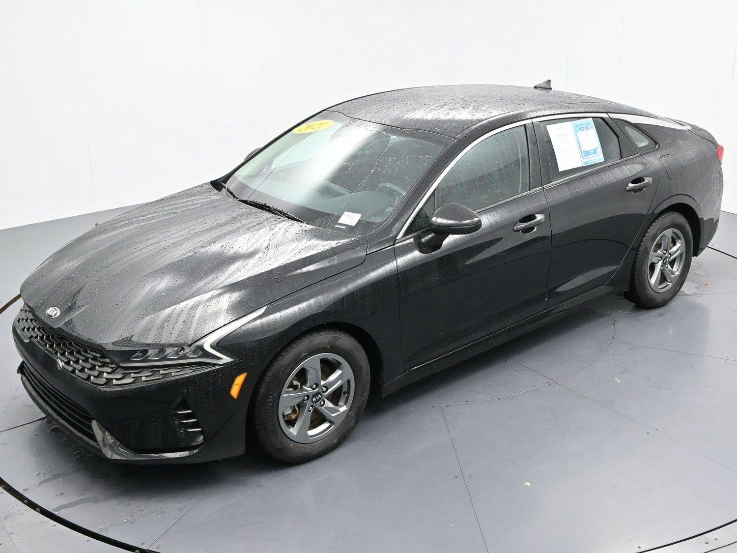 Used 2021 Ebony Black Kia LXS image 37