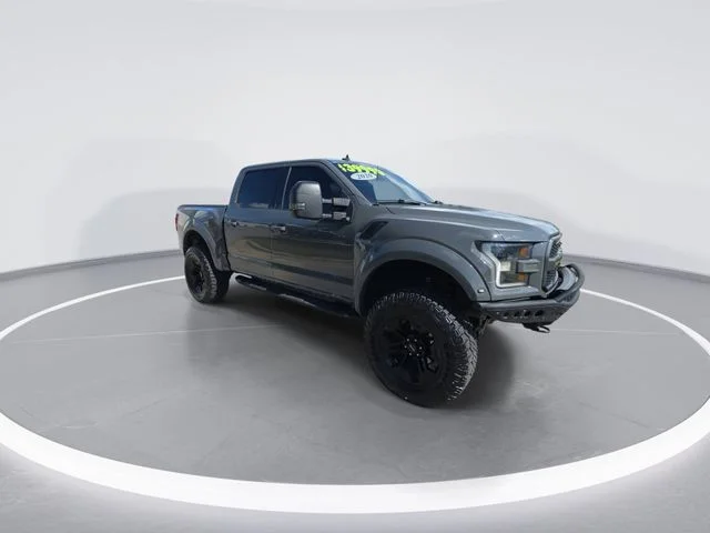 Used 2020  Ford Raptor image 2