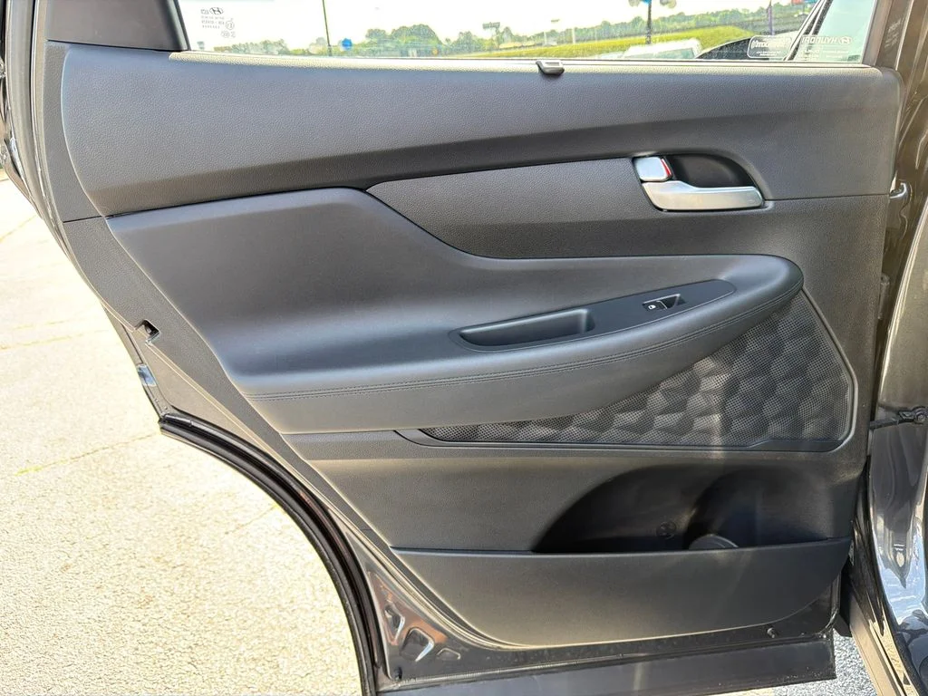 Used 2022 Gray Hyundai SEL image 22