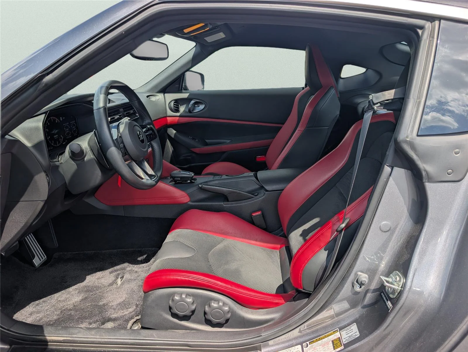Used 2024 Black Diamond Pearl Nissan Performance image 11