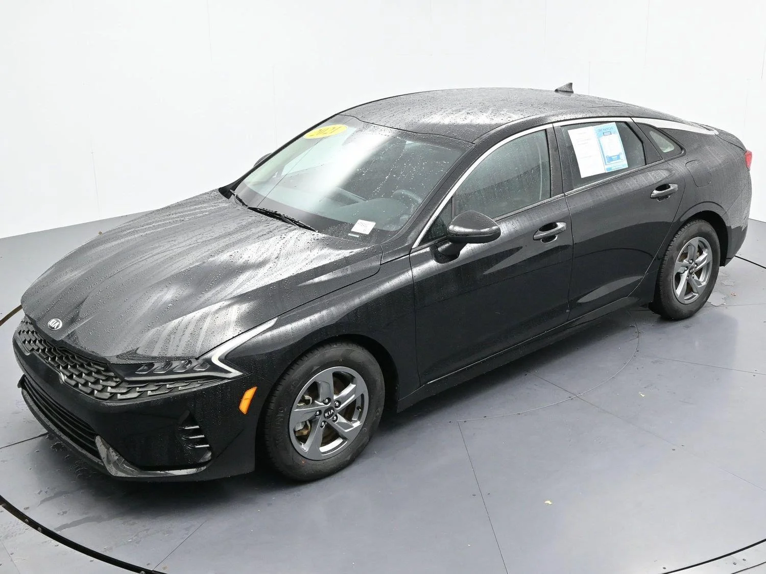 Used 2021 Ebony Black Kia LXS image 37