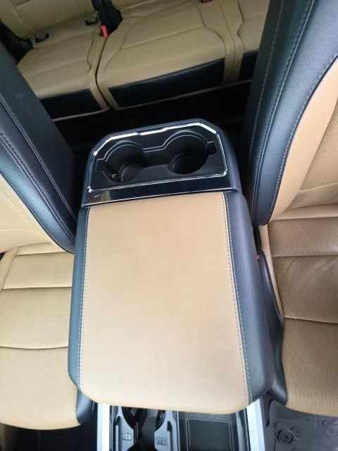 Used 2025 White Ford XL image 26