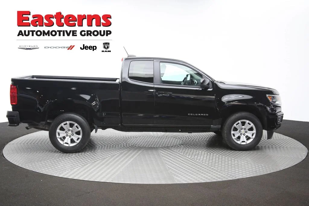 Used 2022 Black Chevrolet LT image 57