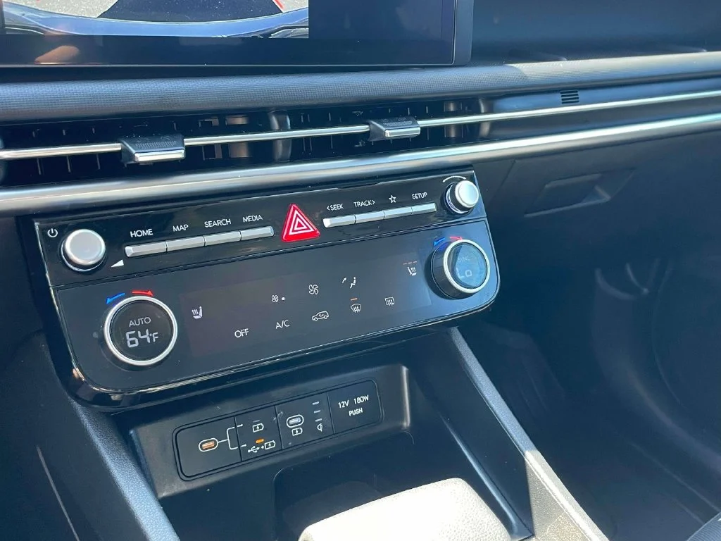 Certified Used 2025 Silver Hyundai SEL image 30