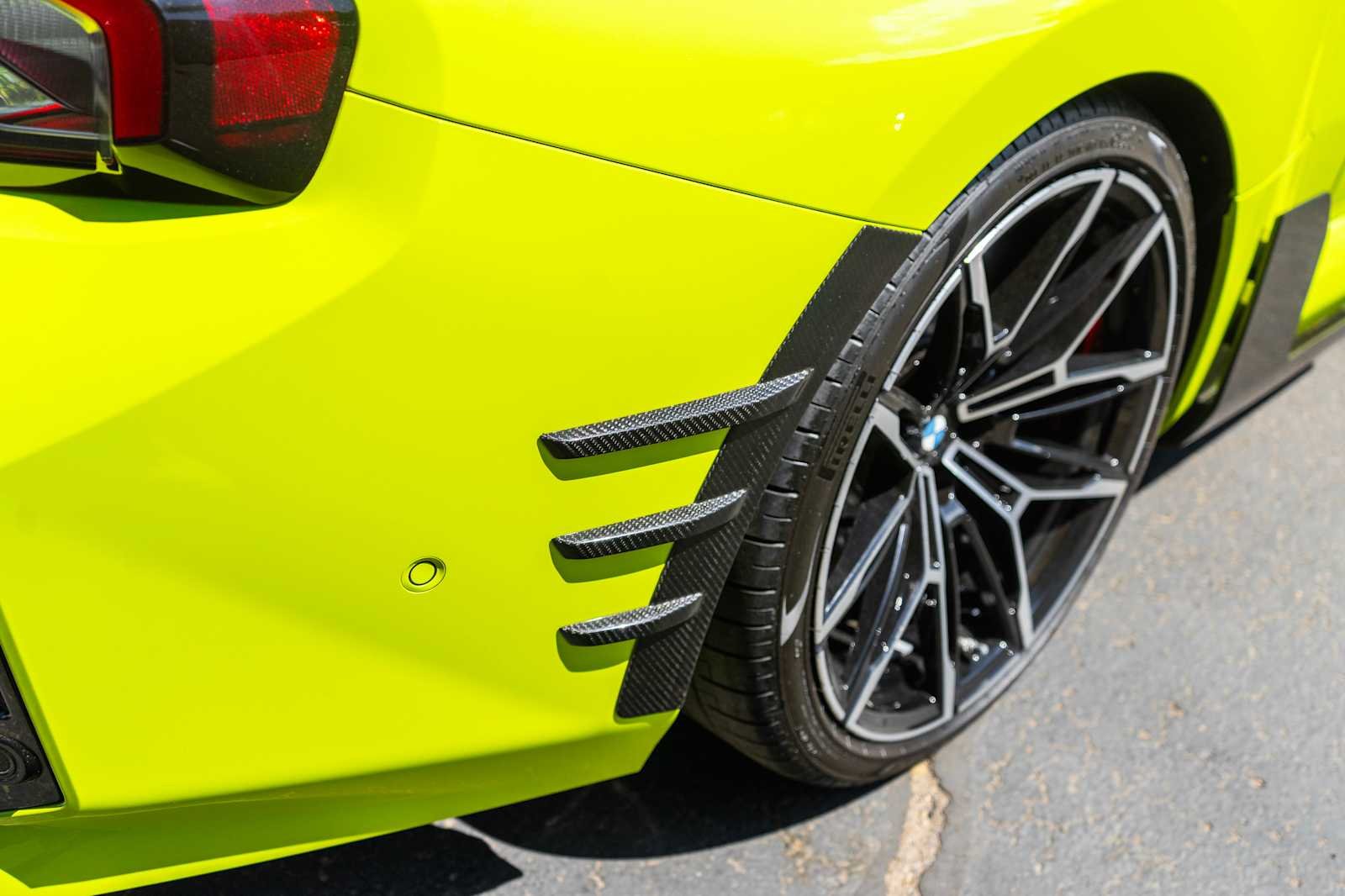 Used 2026 Sao Paulo Yellow BMW  image 3