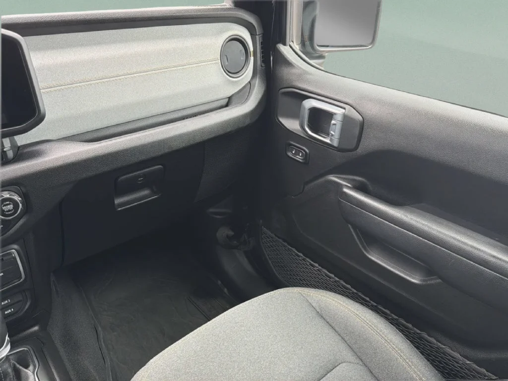 Used 2025 Black Jeep Willys image 12