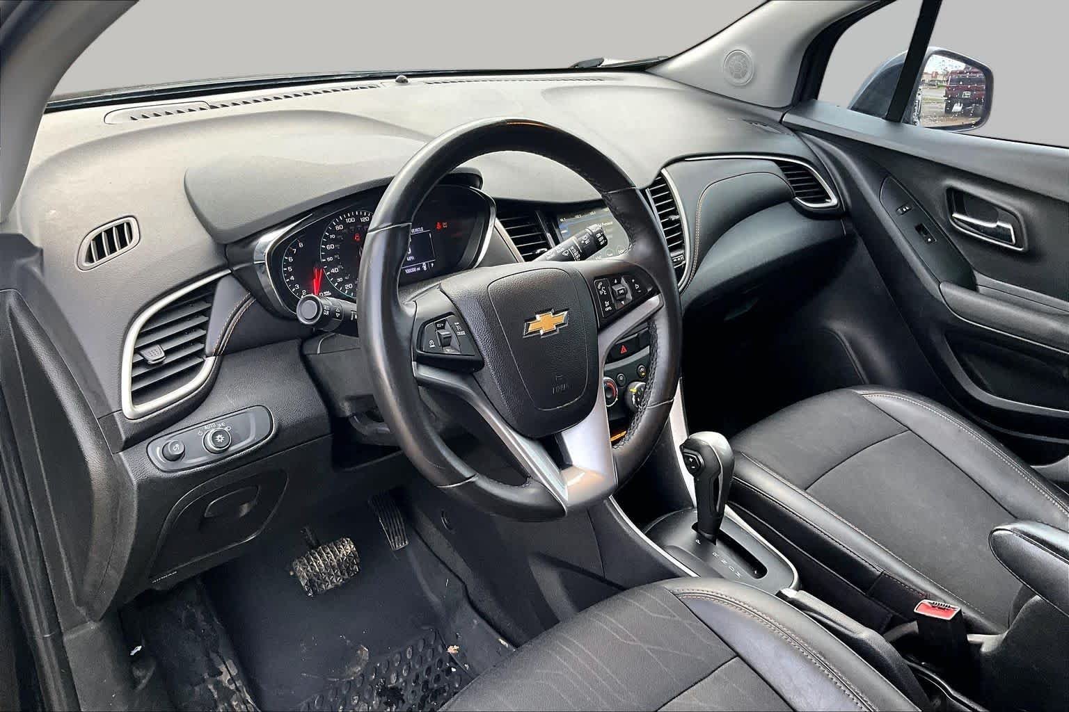 Used 2019 Mosaic Black Metallic Chevrolet LT image 18