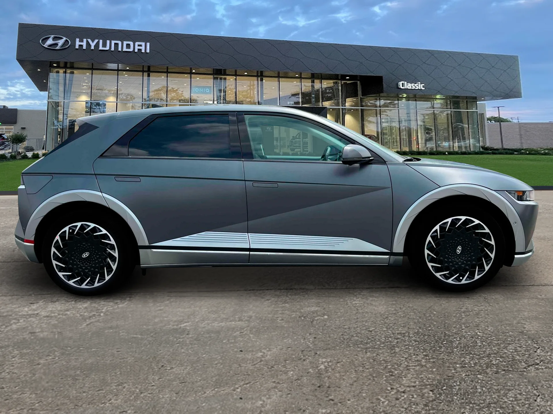 2024 Hyundai IONIQ 5 Limited - Photo 9