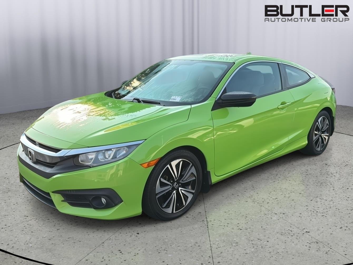 Used 2017  Honda EX-T image 2