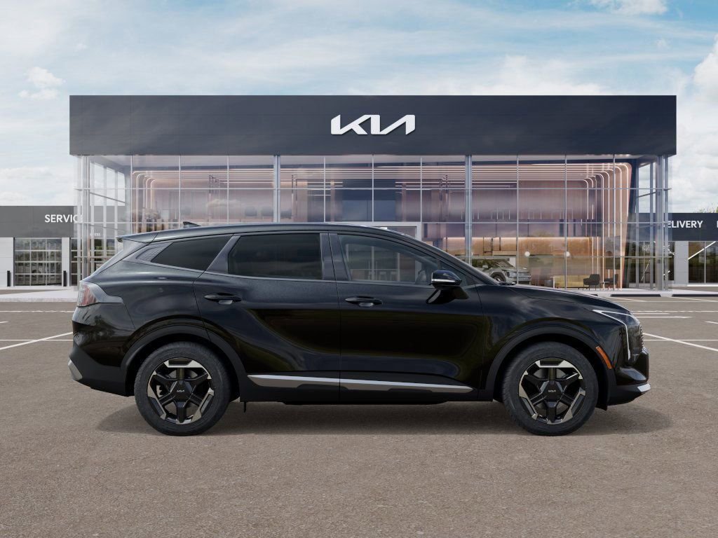 New 2026 Fusion Black Kia S image 7