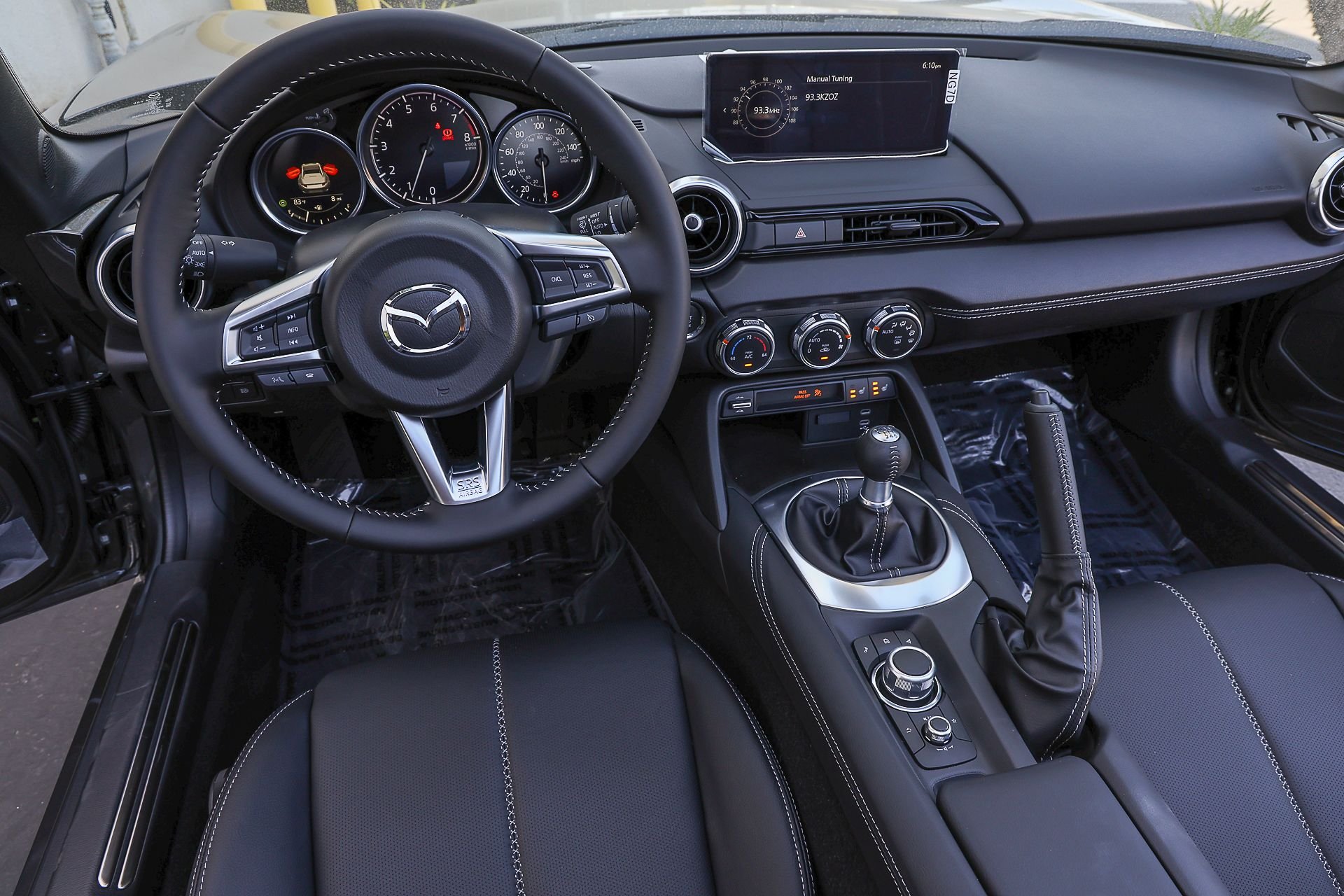 2026 Mazda MX-5 GT - Photo 21