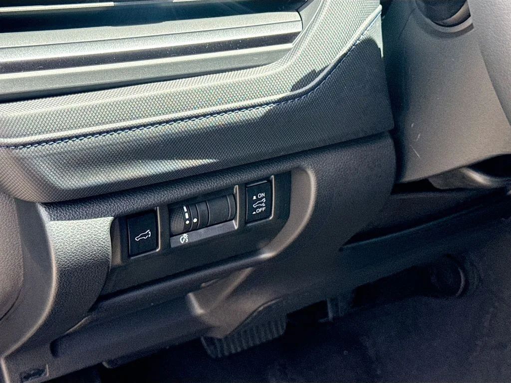 New 2026 ICE SILVER METALLIC Subaru Premium image 11