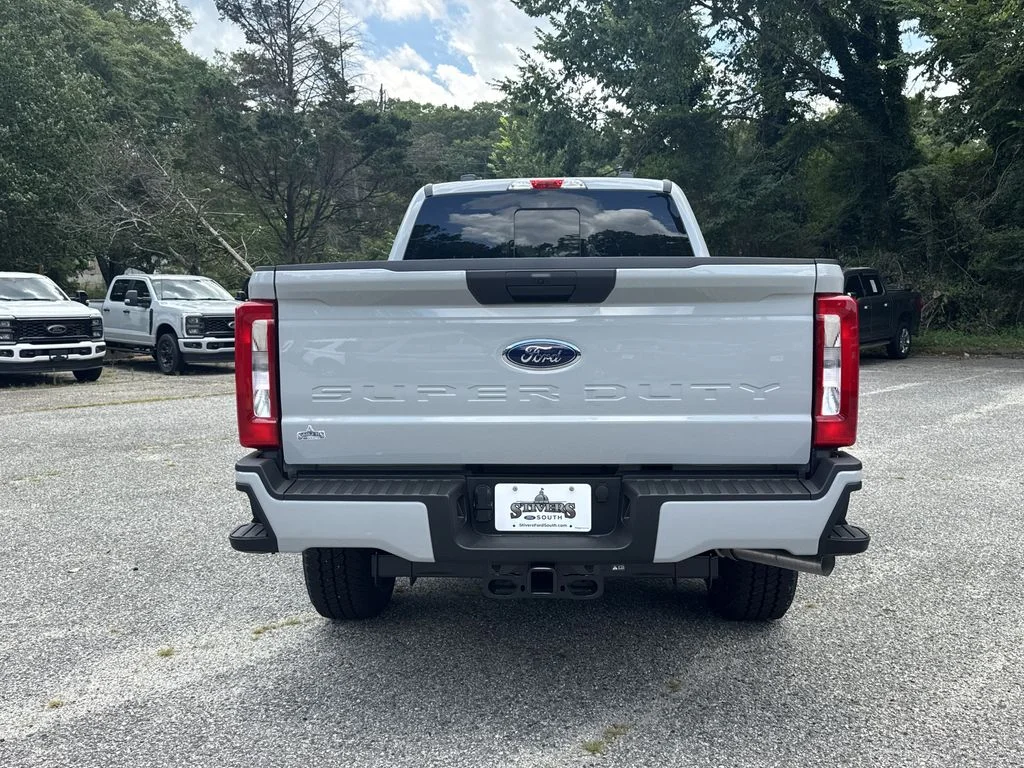 New 2026 Avalanche Ford XL image 6