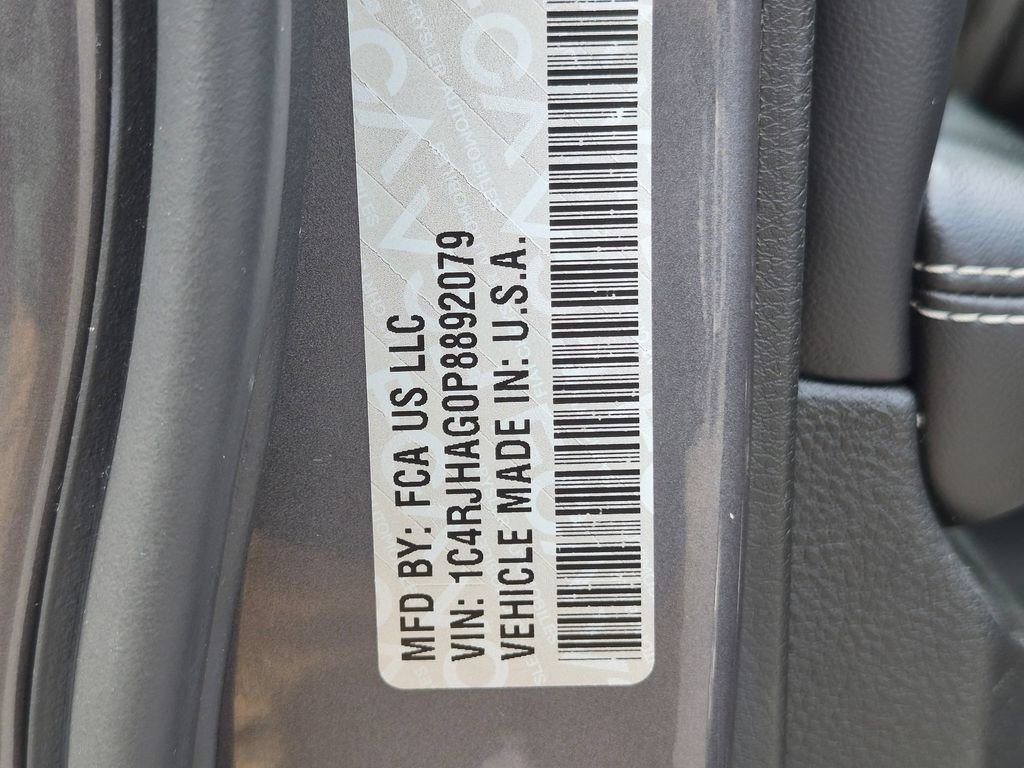 Used 2023 Gray Jeep Laredo image 27