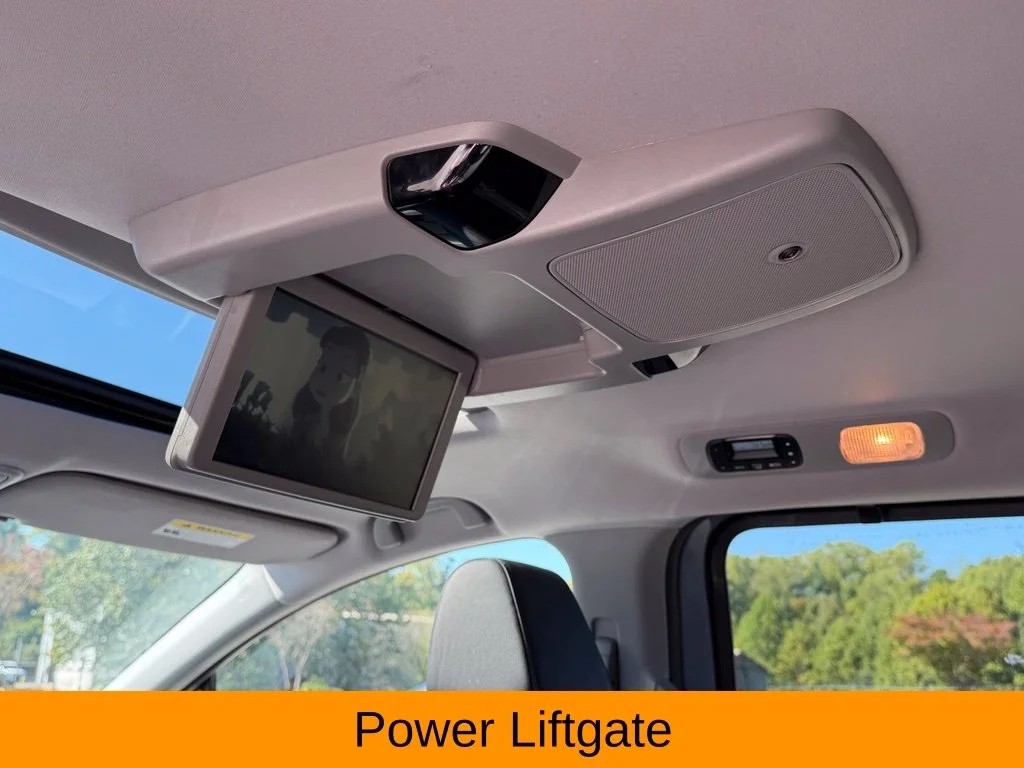 Used 2024  Honda Touring image 18